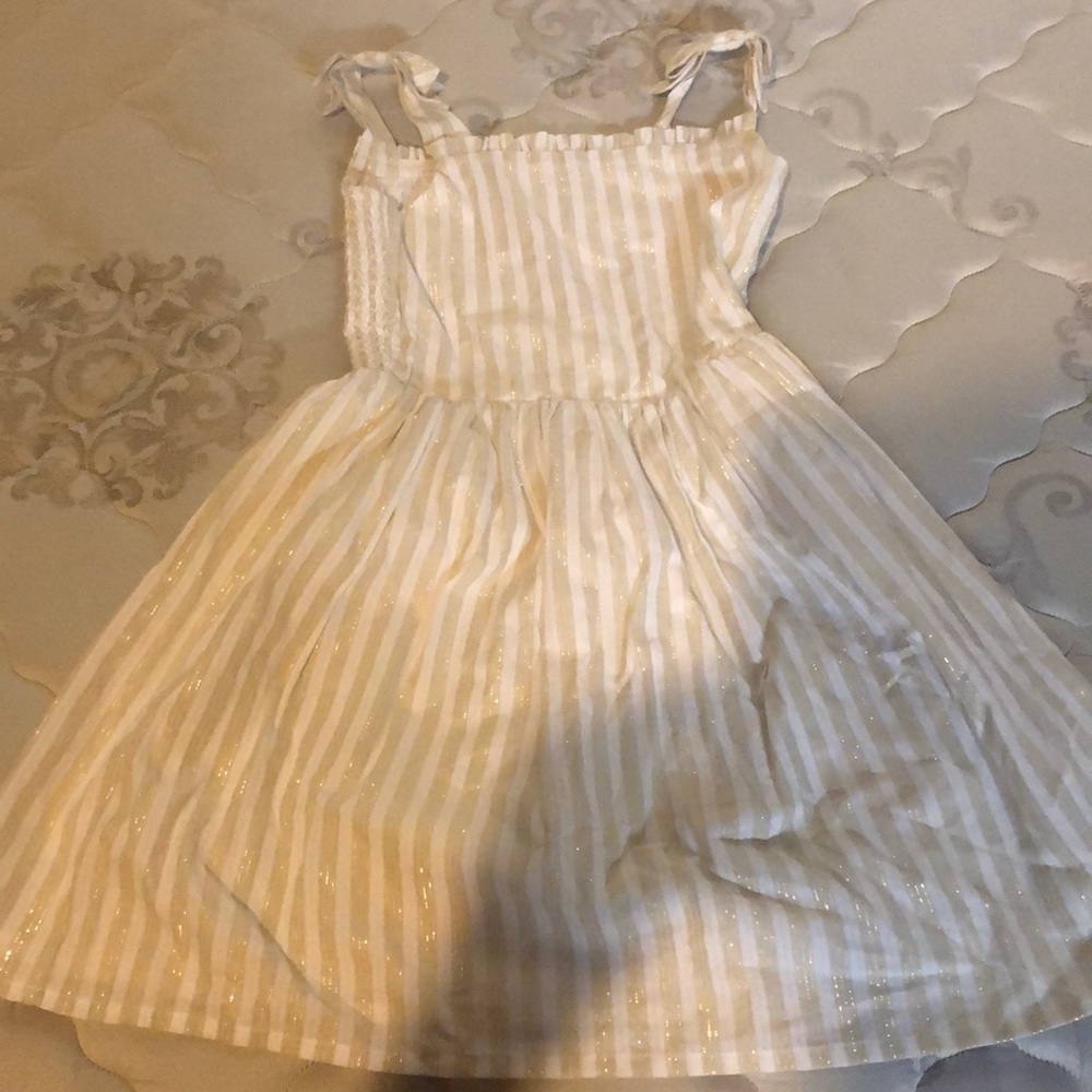 Beautiful girls dress.